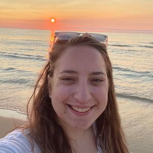 Meet your Posher, Hope